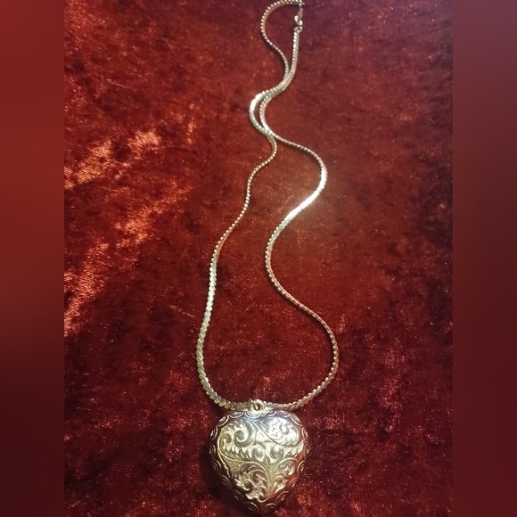 Puffed Heart Necklace 24" - Picture 5 of 12